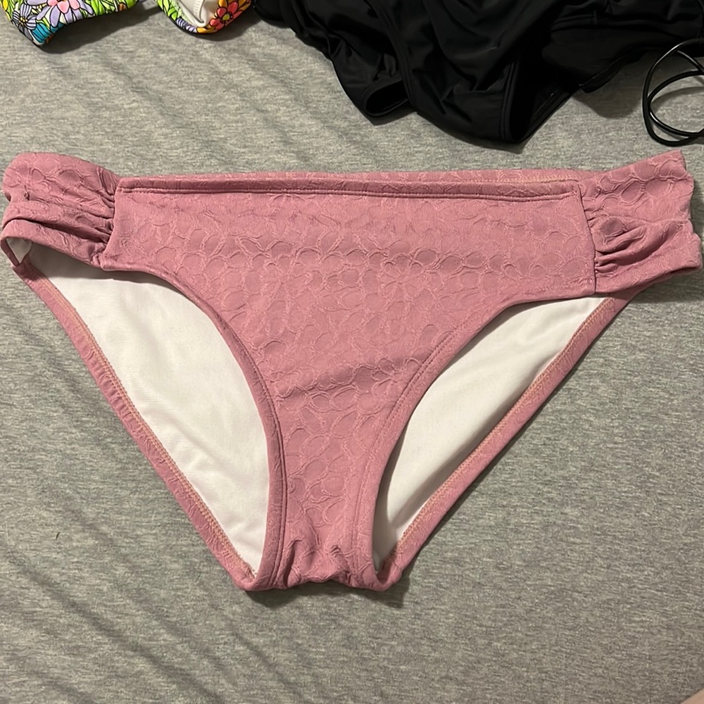 Wonderly bottoms